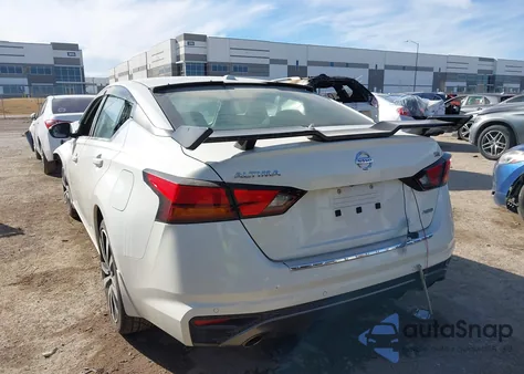 2022 Nissan Altima Sr Intelligent Awd z USA, uszkodzony, nr VIN 1N4BL4CW1NN366542